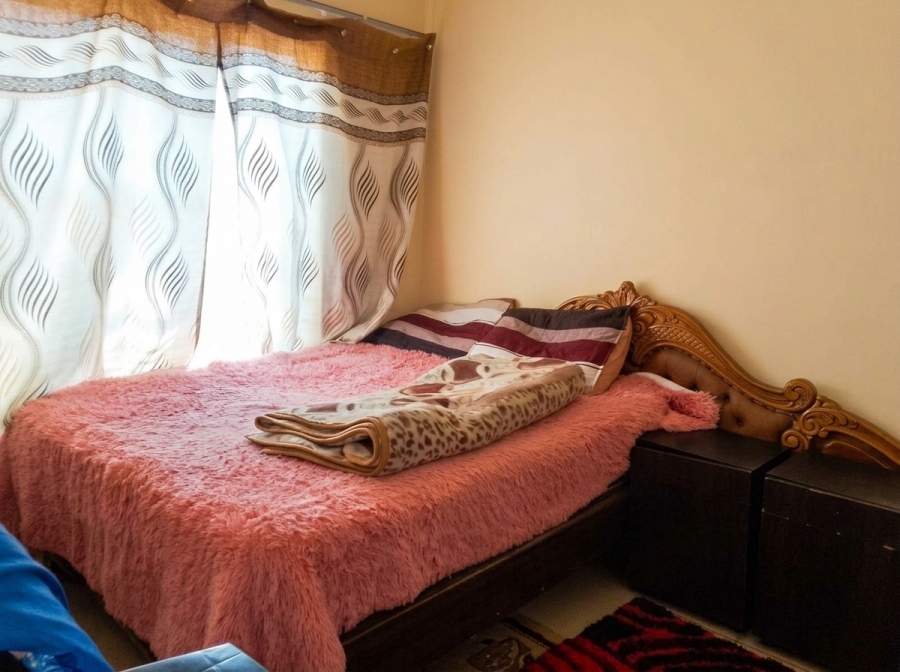 To Let 2 Bedroom Property for Rent in Mid Town North West